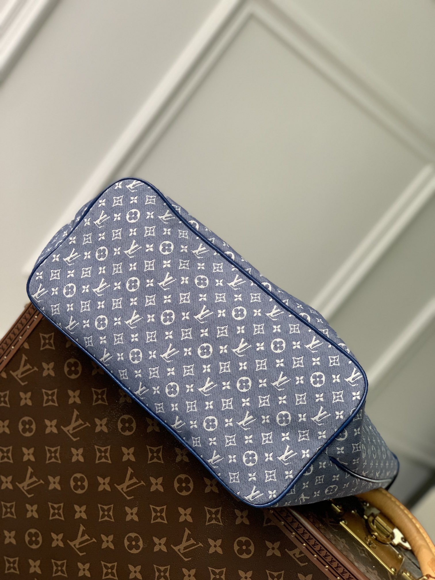 Louis Vuitton Neverfull Bag