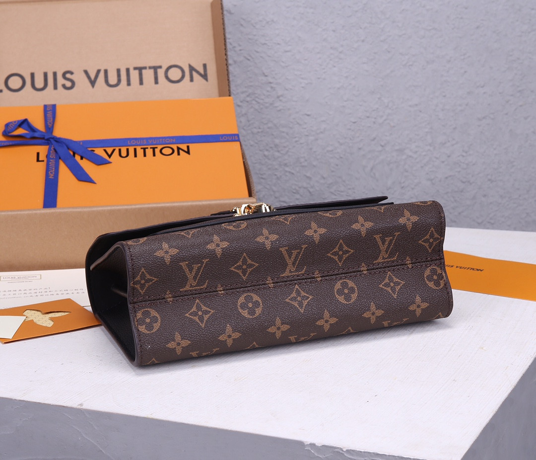 Louis Vuitton Victoire Bag