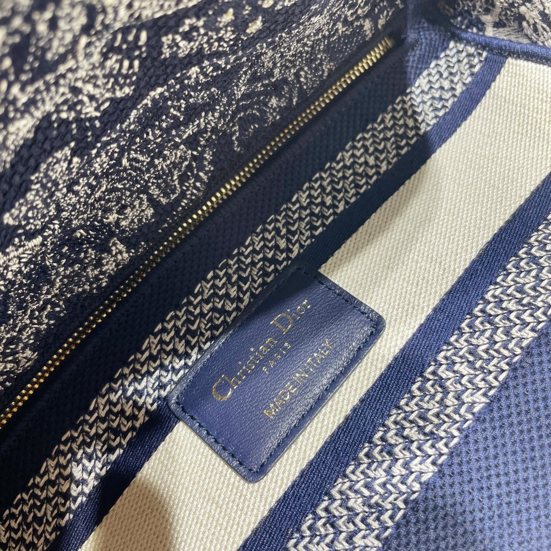 Medium Lady D-lite Bag