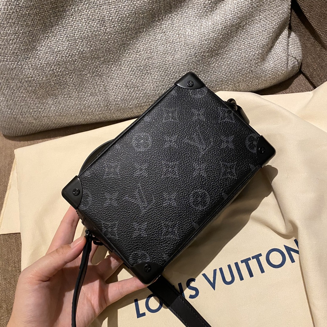 Lv Soft Trunk