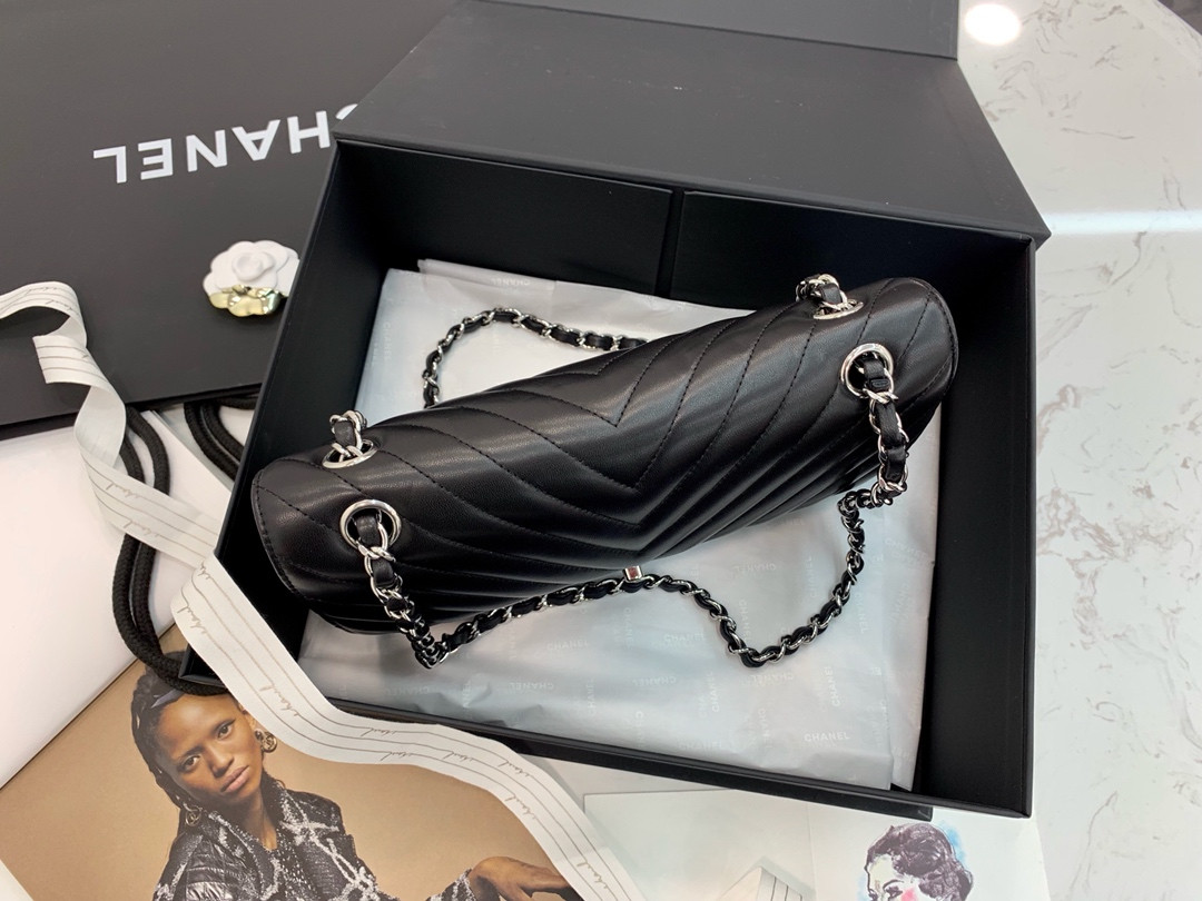 Chanle Classic Flap Bag With Chevron Quilting-lambskin Leather