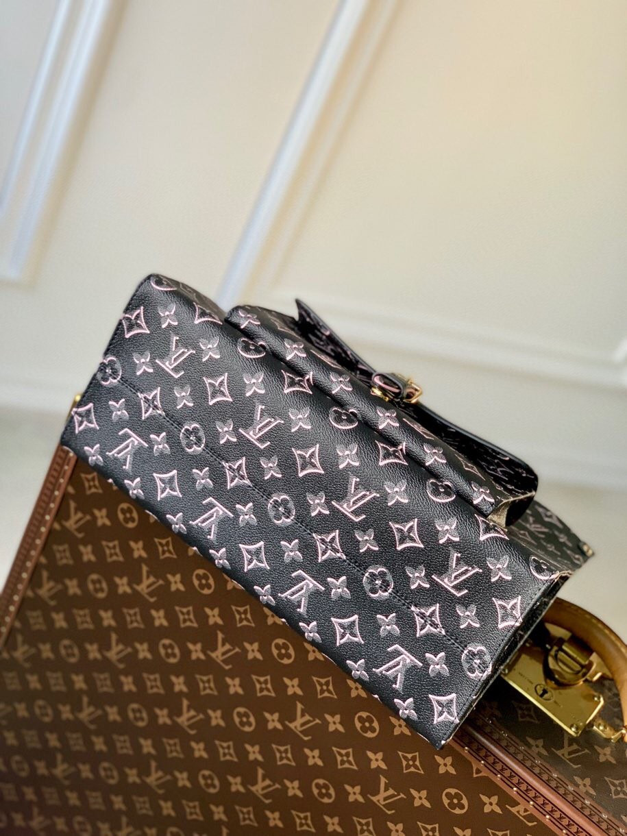Louis Vuitton Onthego Bag