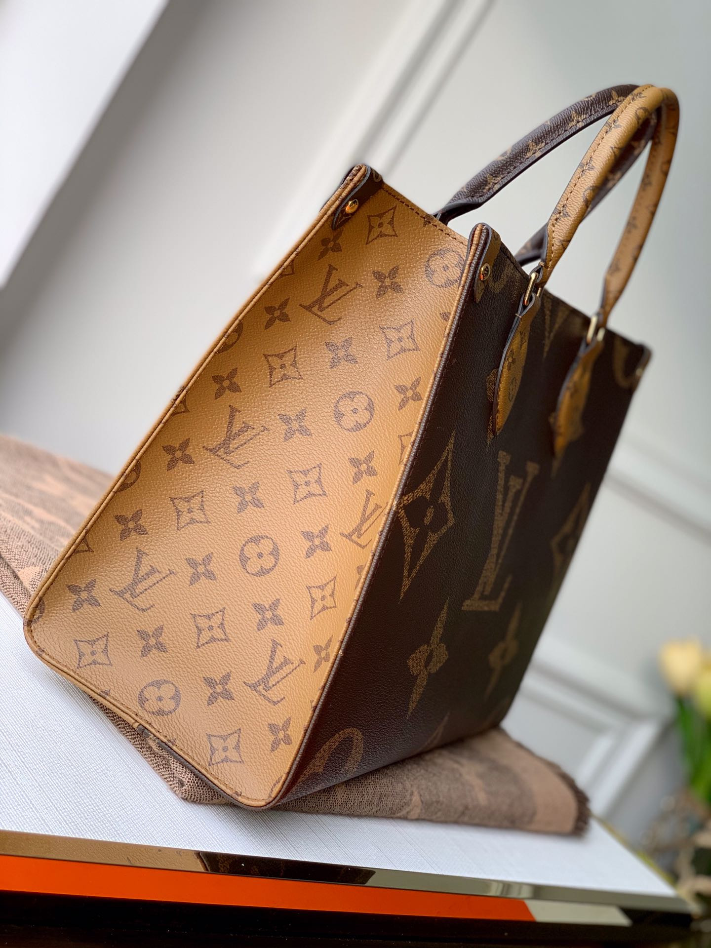 Louis Vuitton Onthego Bag