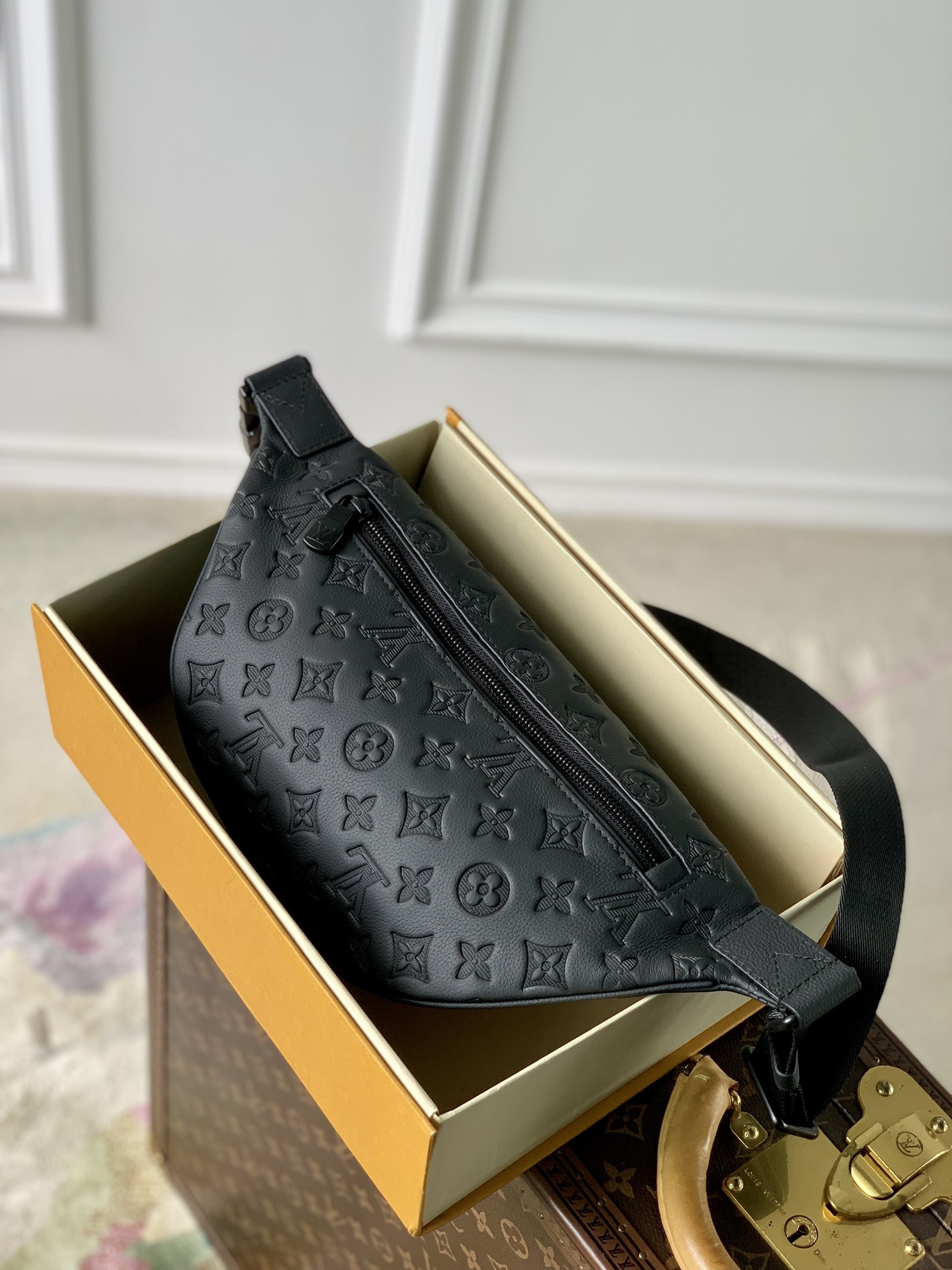 Louis Vuitton Discovery Bag