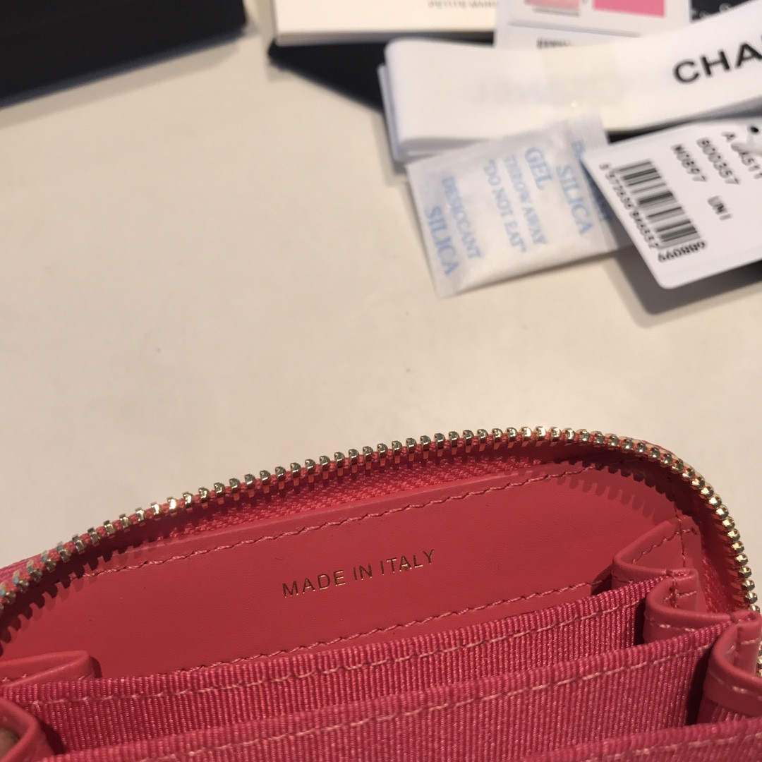 Chanle Zipped Wallet