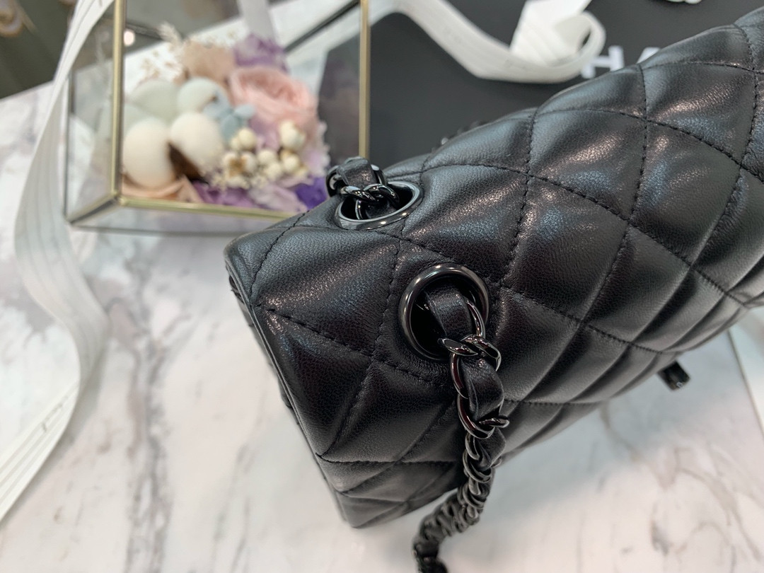 Chanle Classic Double Flap Lambskin Leather