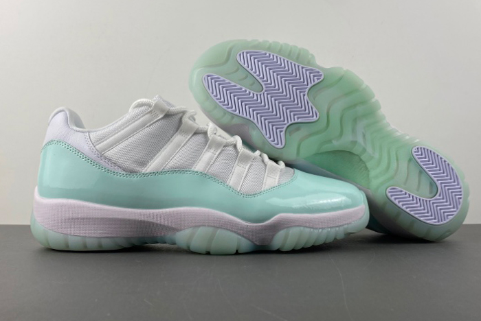 Air Jordan 11 Low “Igloo” AH7860-103