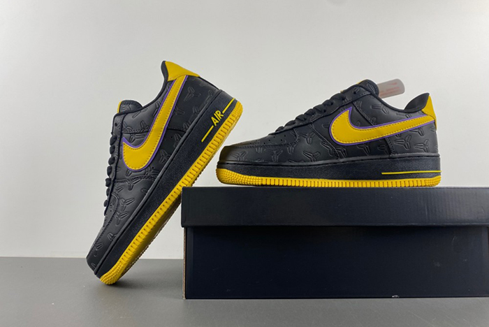 Kobe Bryant x Nike Air Force 1 Low  HV5122-001