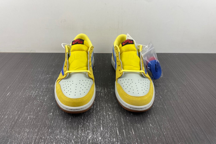 Travis Scott x Air Jordan 1 DZ4137-700