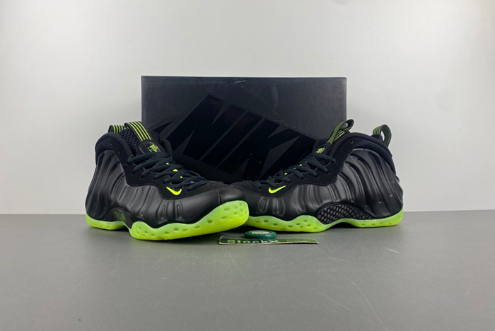 Nike Air Foamposite One “Volt” HF2902-001