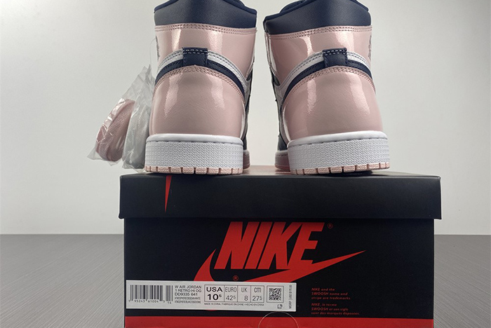 Air Jordan 1 High OG “Atmosphere” DD9335-641