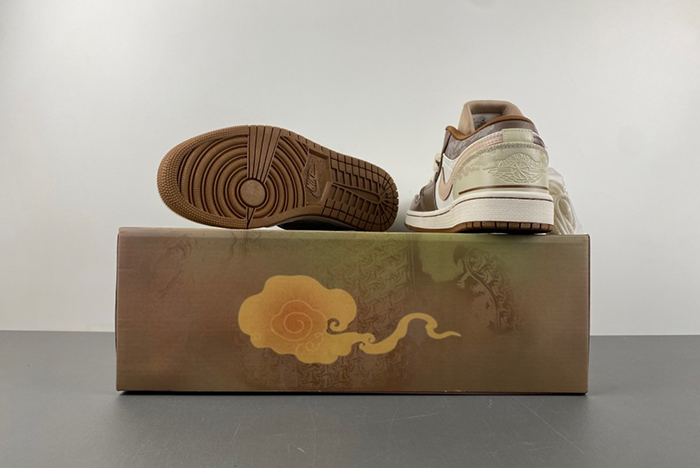 Air Jordan 1 Low HF5743-221