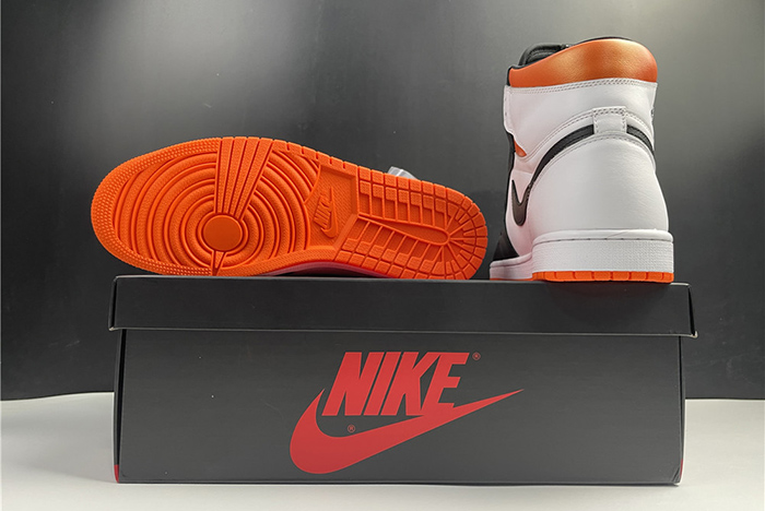 Air Jordan 1 High OG Electro Orange 555088-180