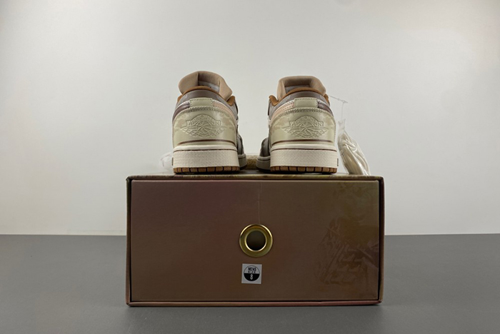 Air Jordan 1 Low HF5743-221