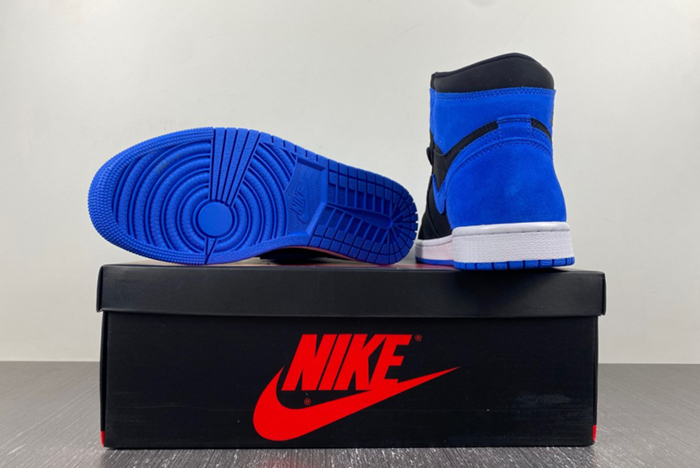 Air Jordan 1 High OG “Royal Reimagined”  DZ5485-042