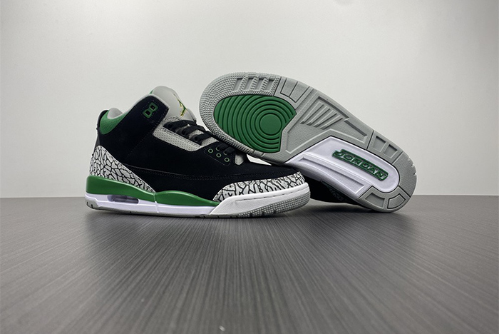 Air Jordan 3 “Pine Green”  CT8532-030