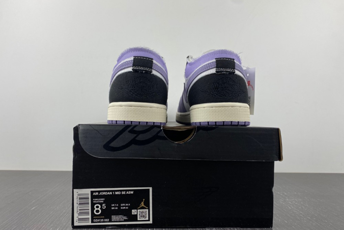 Air Jordan 1 Low “Craft”  DZ4135-002