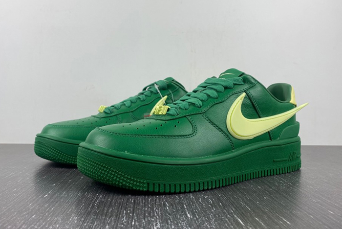 Nike Air Force 1 Low SP  DV3464-300