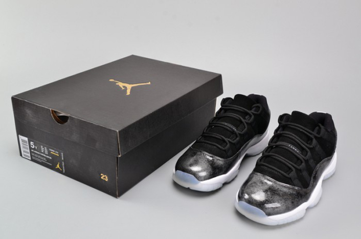 AIR JORDAN 11 RETRO LOW BG 528896-010
