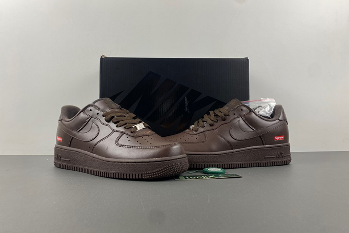 Supreme x Nike Air Force 1 Low “Baroque Brown”  CU9225-200
