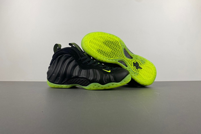 Nike Air Foamposite One “Volt” HF2902-001