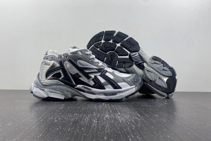 Balenciaga 772774-W3RNY-9012