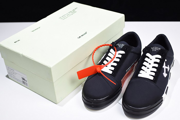 OFF-WHITE C/O VIRGILABLOH 18FW