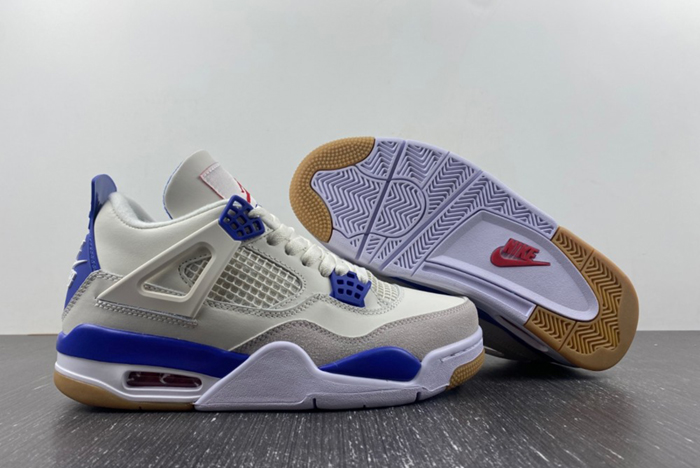 Air Jordan 4 DR5415-107