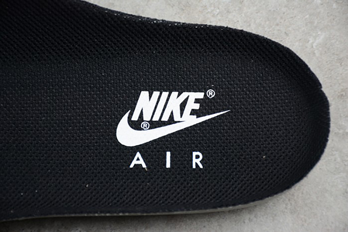 NIKE AIR FORCE 1 LOW RETURNS white/ black 820266-101