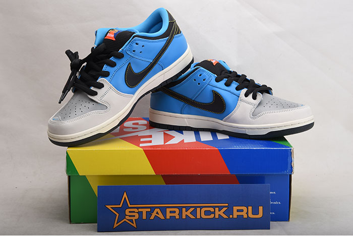 Instant Skateboard x Nike SB Dunk Low CZ5128-400