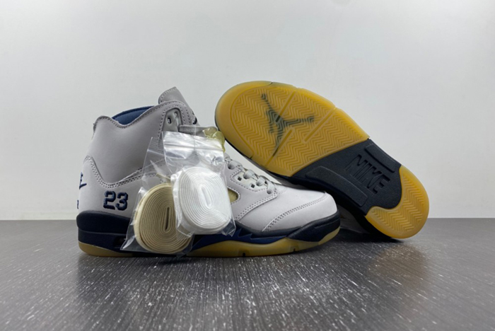 Maniere x Air Jordan 5 “Diffused Blue FZ5758-004