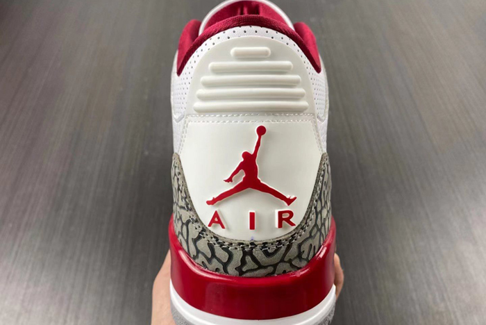 Air Jordan 3 “Cardinal Red”  CT8532-126