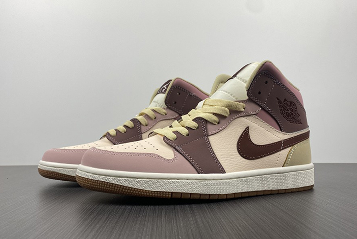 Nike Air Jordan 1 Mid AJ1 DO7440-821