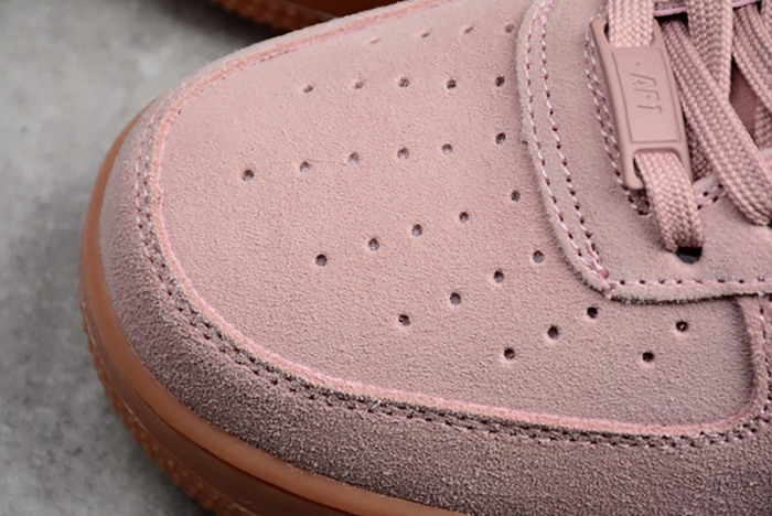 NIKE AIR FORCE 1 LOW "PARTICLE PINK"  AA1117-600