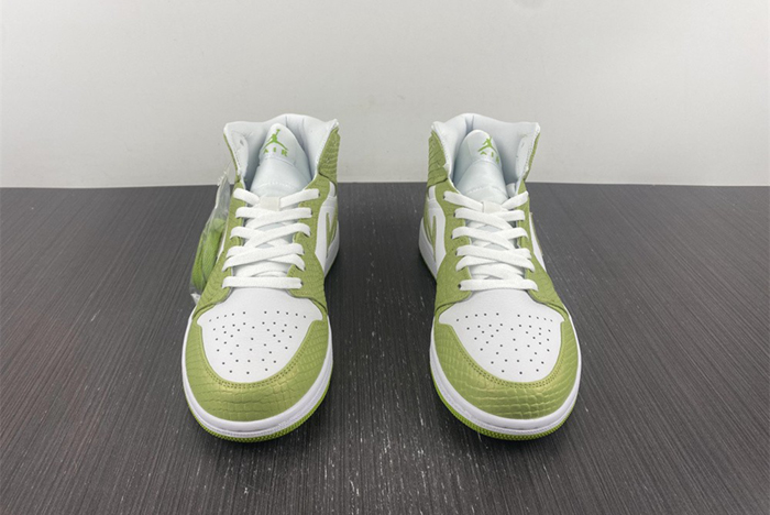 AIR JORDAN 1 MID SE DV2959-113