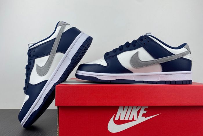 Nike Dunk Low “Midnight Navy” FD9749-400