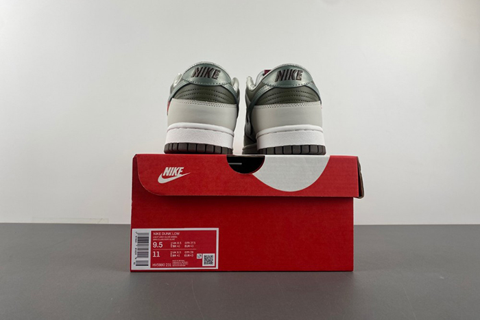 Nike Dunk Low “Year of the Snake” HV5980-231