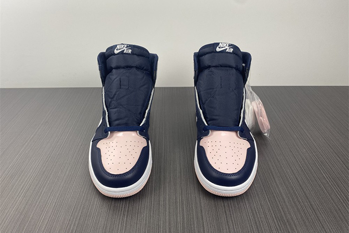 Air Jordan 1 High OG “Atmosphere” DD9335-641