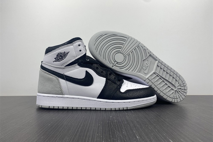 AIR JORDAN 1 RETRO HIGH OG 575441-108