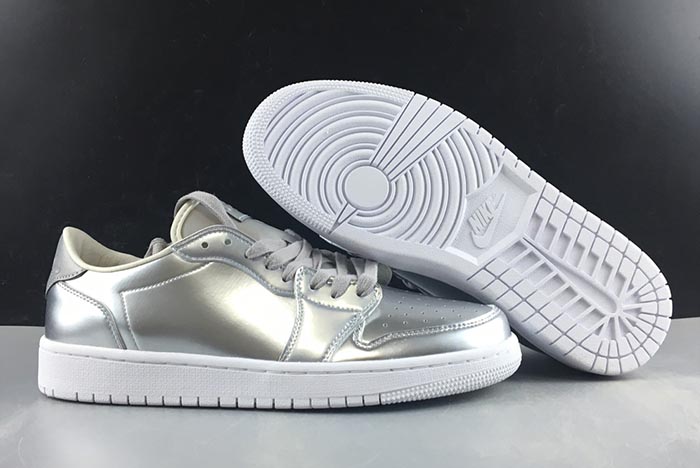 Air Jordan 1 Low OG Pinnacle 852549-003