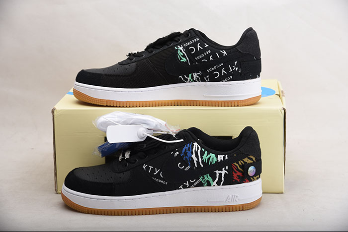 TRAVIS SCOTT NIKE AIR FORCE 1