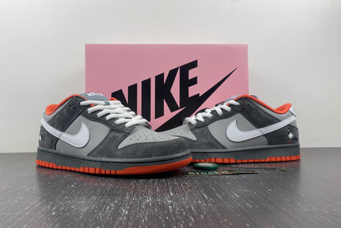 Nike SB Dunk Low  304292-011