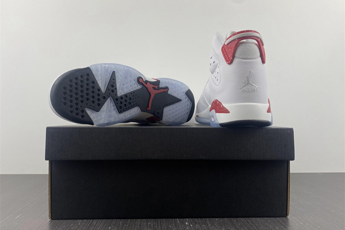 Air Jordan 6 “Red Oreo”  CT8529-162