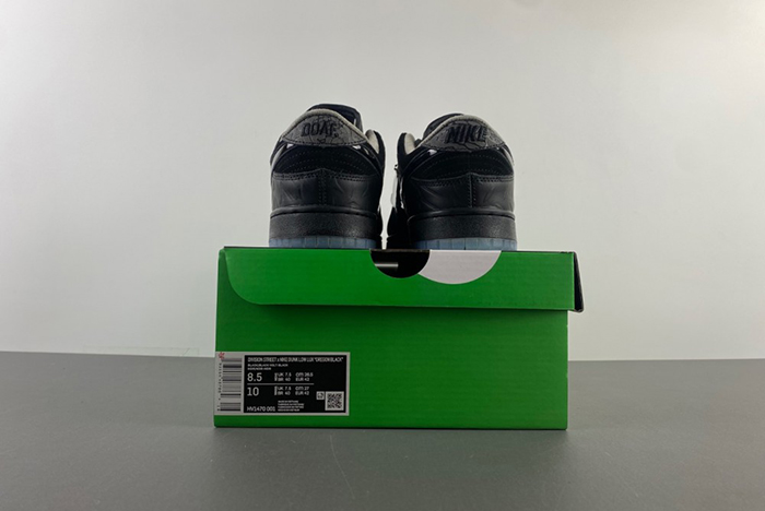 Division Street x Nike Dunk Low Lux “Oregon Black” HV1470-001