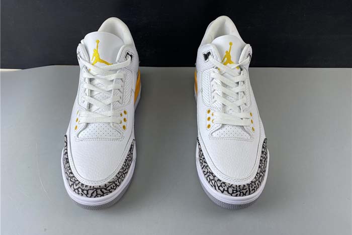 Air Jordan 3 WMNS “Laser Orange” CK9246-108