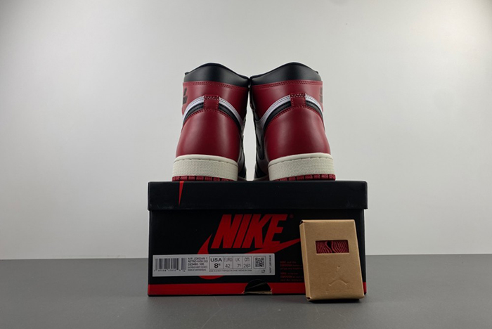 Air Jordan 1 High OG “Black Toe Reimagined” DZ5485-106