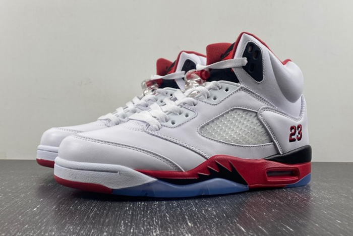Air Jordan 5 “Fire Red”136027-120