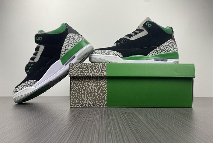 Air Jordan 3 “Pine Green”  CT8532-030
