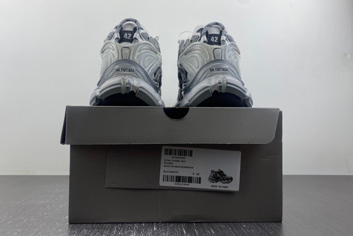 Balenciaga 772774-W3RNY-9012