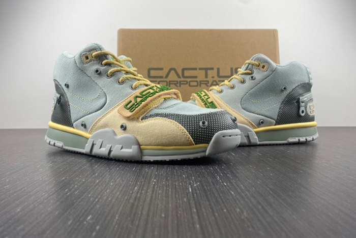 Travis Scott x Nike Air Trainer 1 DR7515-001